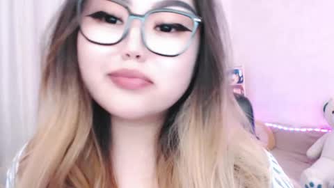 Snapshot of amelia_sunlight chatting on 16, 5, 2026 Amelia online show from 16, 5, 2026