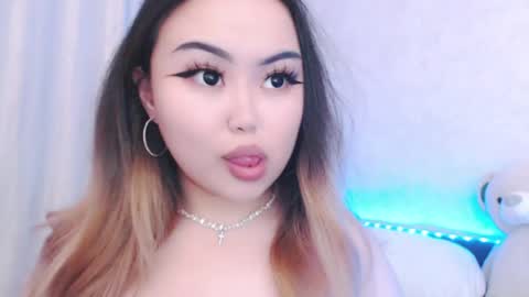 Snapshot of amelia_sunlight chatting on 2, 6, 2026 Amelia online show from 2, 6, 2026