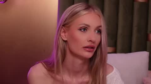 Snapshot of ameliaangell chatting on 8, 6, 2026 Amelia online show from 8, 6, 2026
