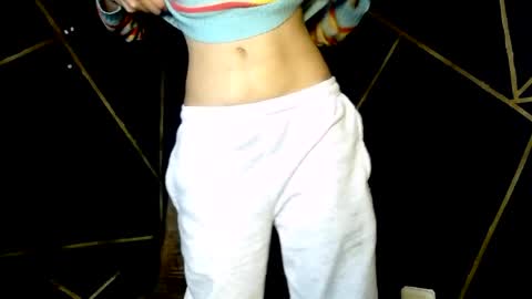 Snapshot of ameliacastro chatting on 12, 4, 2026 Amalia Castro online show from 12, 4, 2026