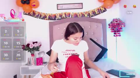 Snapshot of amelialoveace chatting on 8, 10, 2025 amelialoveace online show from 8, 10, 2025