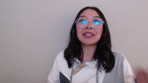 Amelie online show from 5, 3, 2025