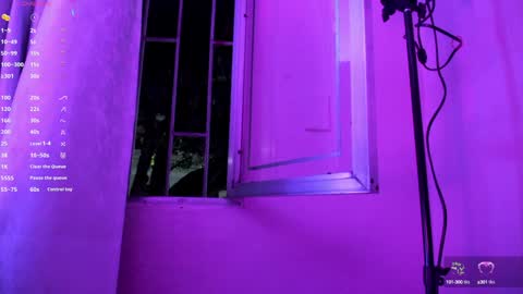 Alejandra  online show from 3, 2, 2025