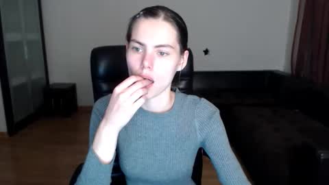 Snapshot of ameliereve chatting on 25, 9, 2025 Amelie online show from 25, 9, 2025