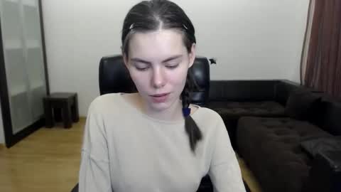 Snapshot of ameliereve chatting on 18, 10, 2025 Amelie online show from 18, 10, 2025