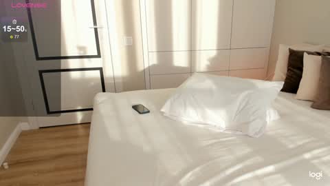 Amelina Love online show from 18, 12, 2024