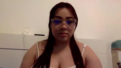 Snapshot of ami_rosee chatting on 3, 2, 2026 ami_rosee online show from 3, 2, 2026