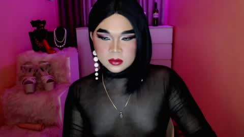 Snapshot of amiadoll chatting on 26, 12, 2024 Queen Mireska online show from 26, 12, 2024
