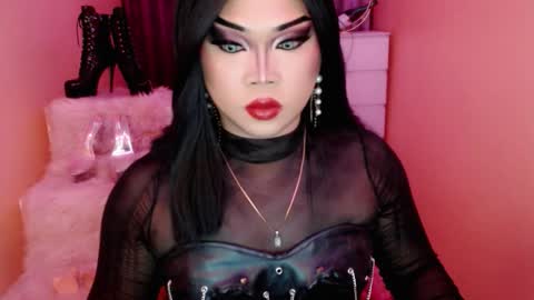 Queen Mireska online show from 19, 10, 2025