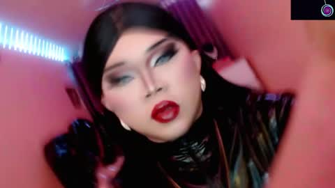 Queen Mireska online show from 26, 4, 2026