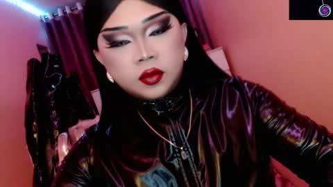 Snapshot of amiadoll chatting on 3, 5, 2026 Queen Mireska online show from 3, 5, 2026