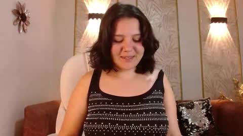 Snapshot of amie_gh chatting on 16, 10, 2025 Amie online show from 16, 10, 2025
