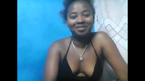Snapshot of amielle_01 chatting on 11, 5, 2026 amielle_01 online show from 11, 5, 2026