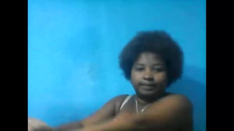 Snapshot of amielle_01 chatting on 21, 5, 2026 amielle_01 online show from 21, 5, 2026