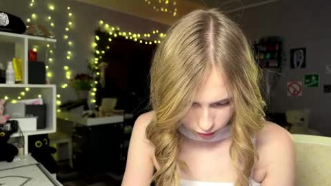 Amily online show from 25, 3, 2026