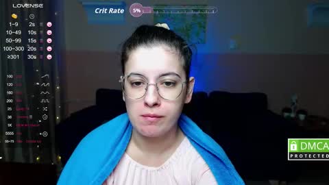 Snapshot of aminabeatris chatting on 4, 10, 2025 Amina online show from 4, 10, 2025