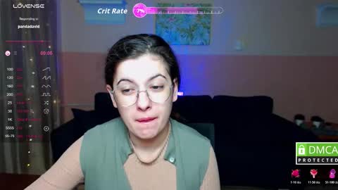 Snapshot of aminabeatris chatting on 9, 11, 2025 Amina online show from 9, 11, 2025