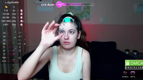 Snapshot of aminabeatris chatting on 10, 11, 2025 Amina online show from 10, 11, 2025