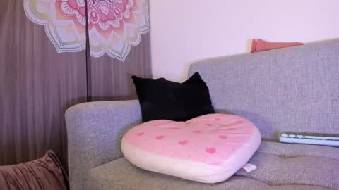 AMIIRA online show from 29, 1, 2025