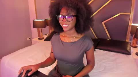 Snapshot of amirajones chatting on 15, 6, 2026 amirajones online show from 15, 6, 2026