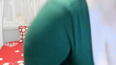 Snapshot of amiravyxen chatting on 29, 5, 2026 Amira Vyxen online show from 29, 5, 2026