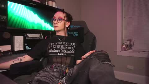   Am-er-in online show from 15, 4, 2026