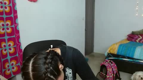 Snapshot of amitlu_ chatting on 6, 10, 2025 amitlu_ online show from 6, 10, 2025