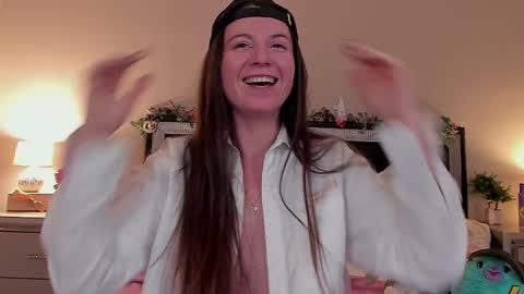 Sandra online show from 19, 2, 2025