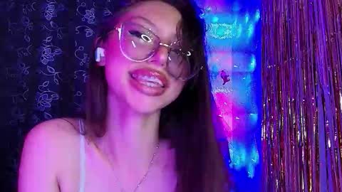 Snapshot of ammeliejoy chatting on 19, 12, 2025 Ammelie online show from 19, 12, 2025