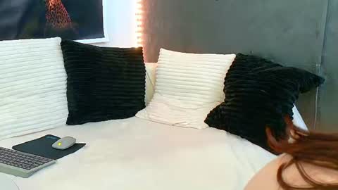 Snapshot of ammirra_a chatting on 25, 6, 2026 Amira online show from 25, 6, 2026