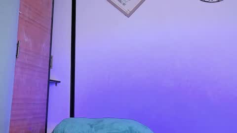 Amon online show from 1, 10, 2025