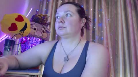 Snapshot of amorelara chatting on 23, 4, 2026 amorelara online show from 23, 4, 2026