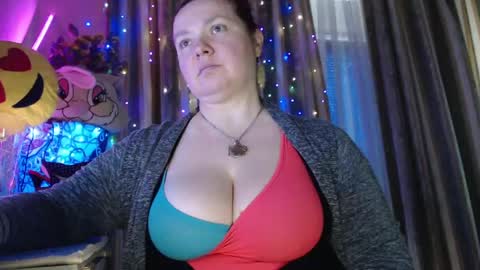 Snapshot of amorelara chatting on 13, 5, 2026 amorelara online show from 13, 5, 2026