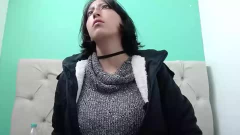 Snapshot of amoremerchmar chatting on 8, 6, 2026 amoremerchmar online show from 8, 6, 2026