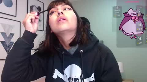 Amy 3 online show from 8, 10, 2025