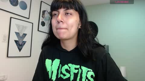 Amy 3 online show from 6, 4, 2026