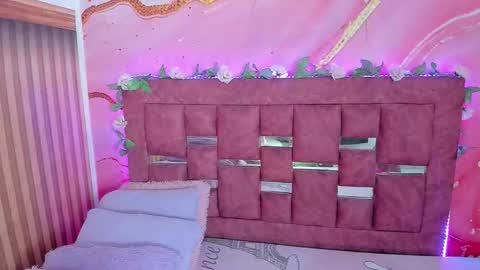 Snapshot of amy__rose_ chatting on 7, 10, 2025 amy__rose_ online show from 7, 10, 2025