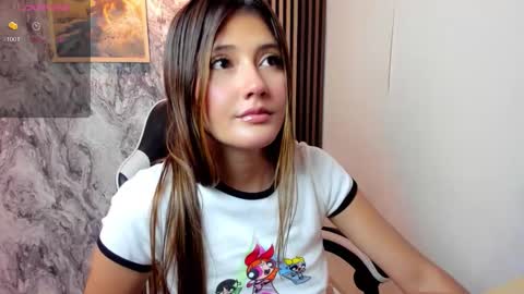 Snapshot of amy_innocent_ chatting on 5, 10, 2025 Amy online show from 5, 10, 2025