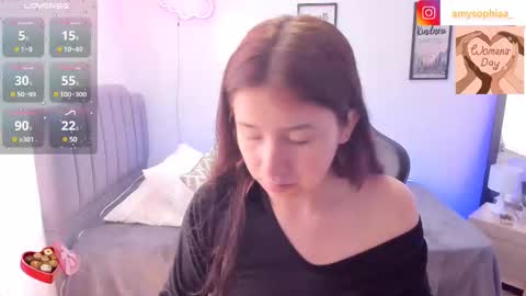 Amy sophia 3 online show from 8, 3, 2025