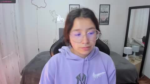 Amy sophia 3 online show from 18, 9, 2025