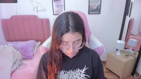 Amy sophia 3 online show from 21, 11, 2025