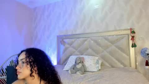 Snapshot of amy_sweetheat__ chatting on 4, 12, 2025 Amely online show from 4, 12, 2025