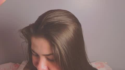Snapshot of amy_vans_ chatting on 23, 5, 2026 Amy nickname Kirby online show from 23, 5, 2026