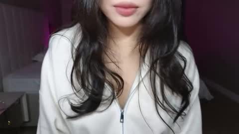 Snapshot of amyalwayshere chatting on 23, 9, 2025 girl next door named Amy online show from 23, 9, 2025