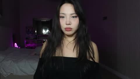 Snapshot of amyalwayshere chatting on 11, 10, 2025 girl next door named Amy online show from 11, 10, 2025