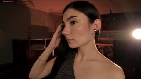 Amy Armstrong online show from 25, 1, 2025