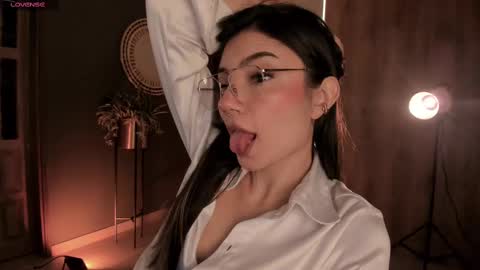 Amy Armstrong online show from 27, 2, 2025