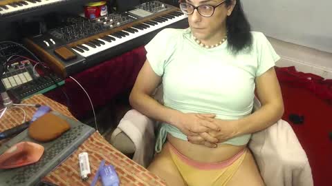 Trashely Gimpson online show from 13, 9, 2025