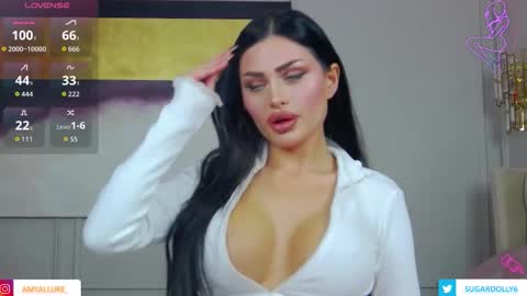 Snapshot of amyazuree chatting on 16, 10, 2025 Amy online show from 16, 10, 2025