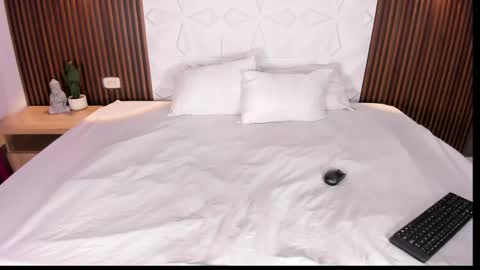 Snapshot of amycolman_ chatting on 21, 5, 2026 amy online show from 21, 5, 2026